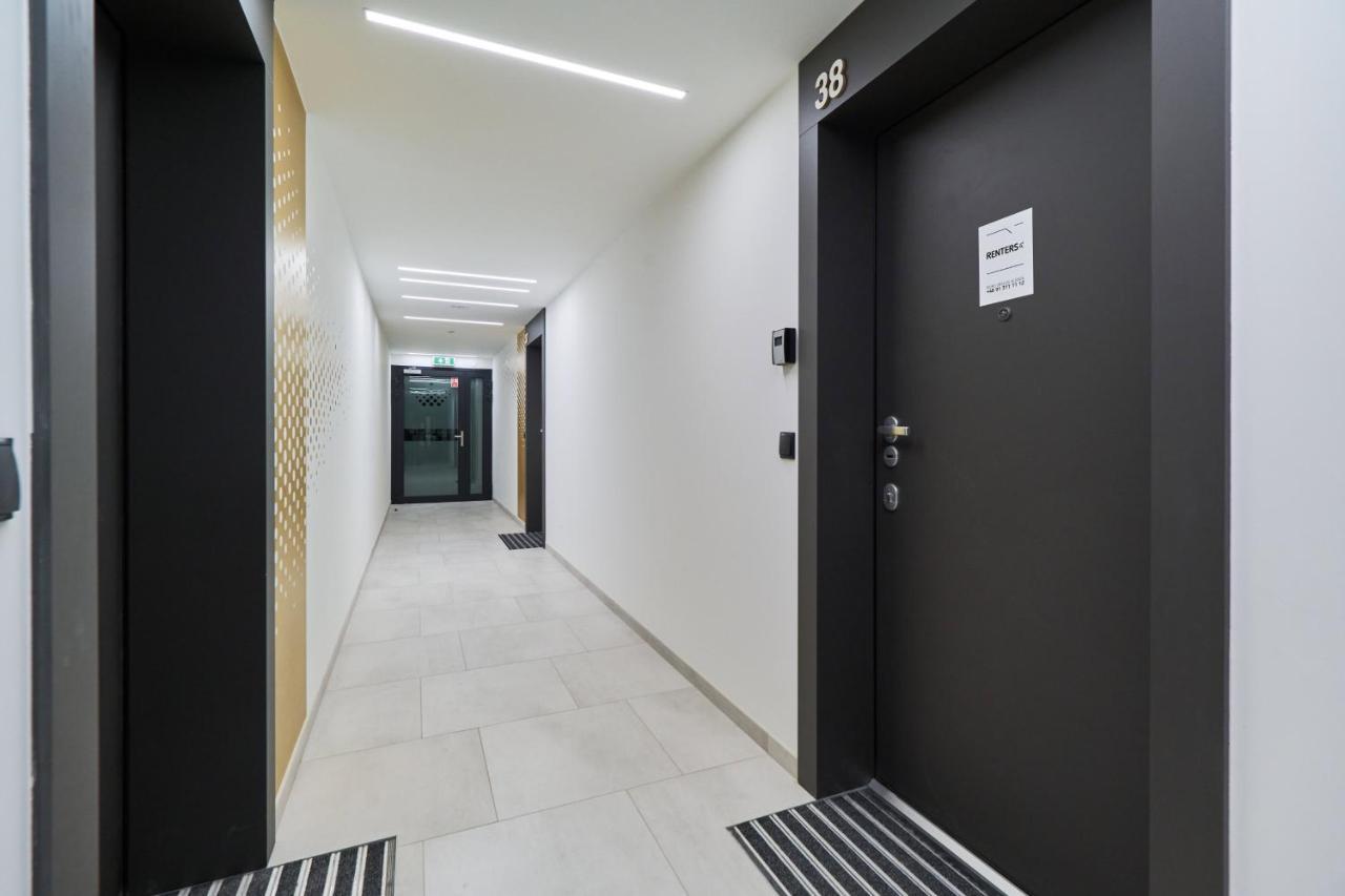 Luxurious Apartments Ksiecia Witolda By Noclegi Renters วรอตซวาฟ ภายนอก รูปภาพ